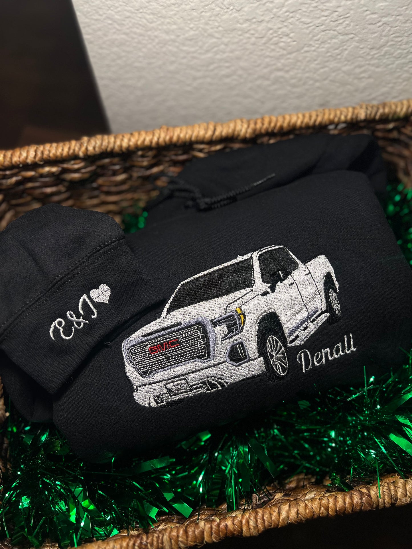 CUSTOM TRUCK/CAR embroidery