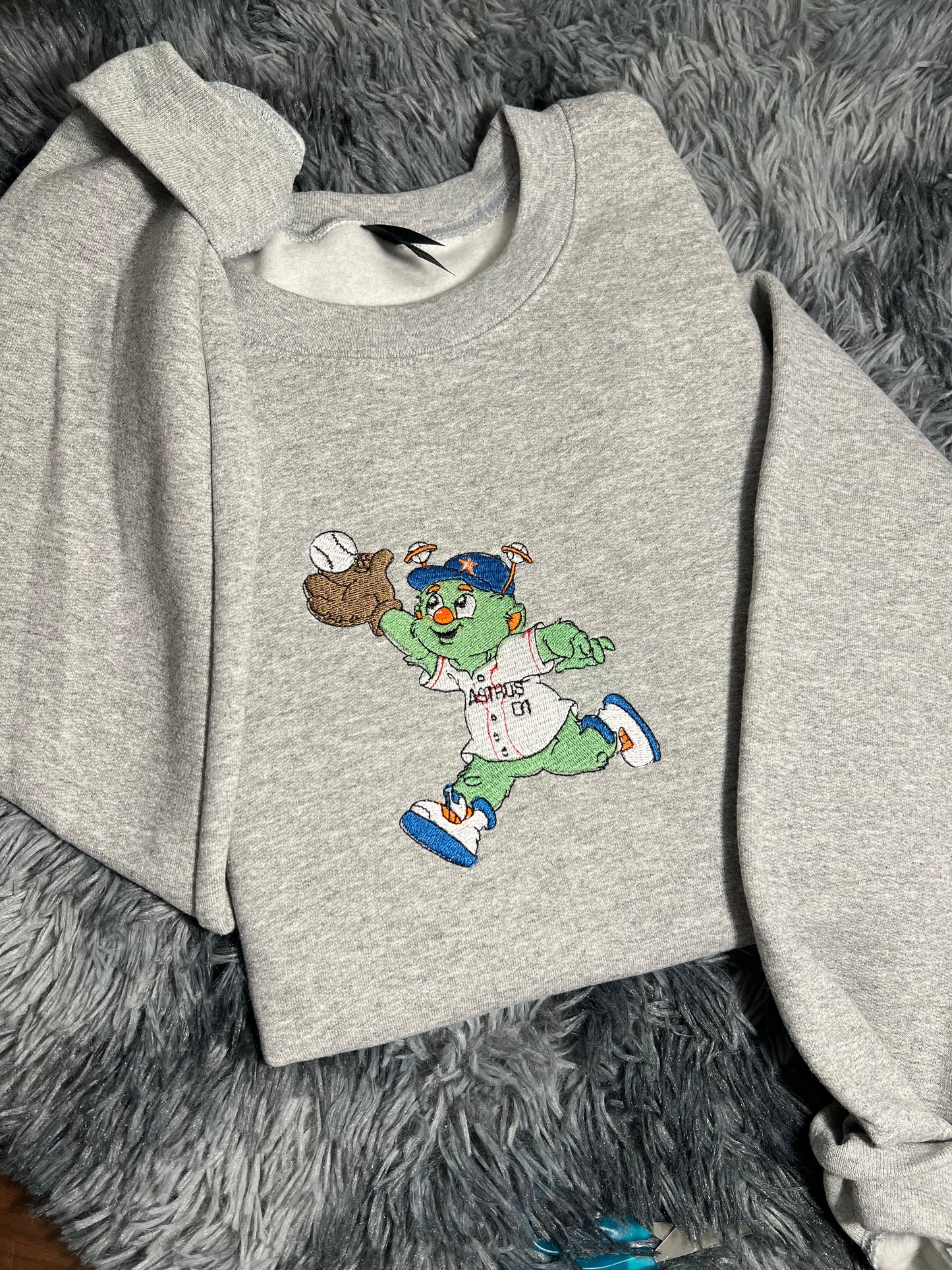 Orbit Embroidered Sweatshirt/Hoodie